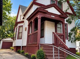 2927 N 12th St, Milwaukee, WI 53206