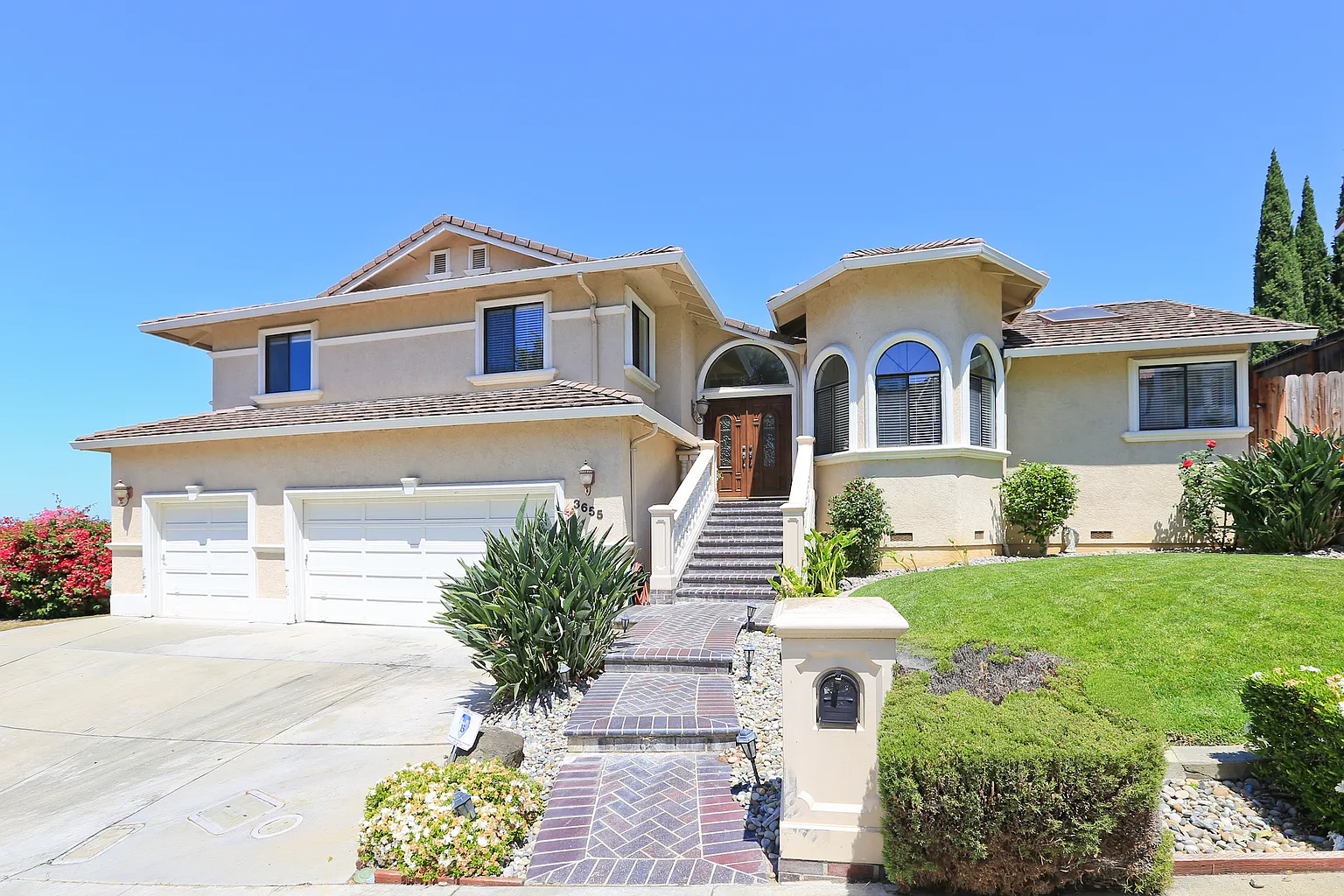 3655 Pueblo Hill Ct photo 1