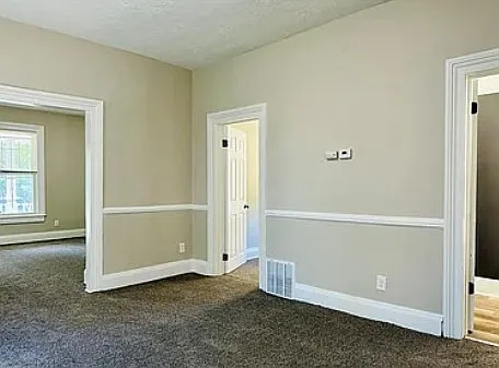 3 bed, 1260 sqft, $1,500 — Photo 4