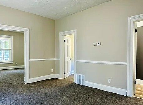 4th image of 7713 Decker Ave