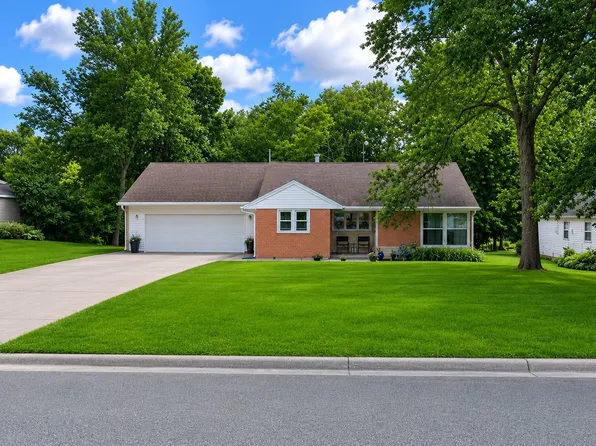 914 N Baird Ave, Fergus Falls, MN 56537