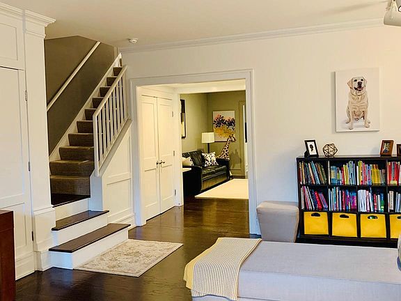 3rd image of 323 Pine St #1F