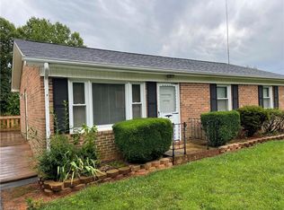 245 Badgett Ave, Mount Airy, NC 27030