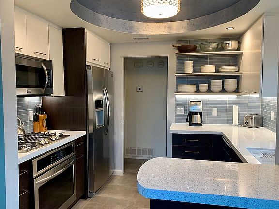 3rd image of 2263 E Miramonte Cir #B