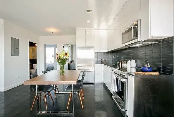 Rented by EXR | media 20