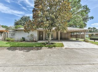 32 E Champions Colony, Houston, TX 77069