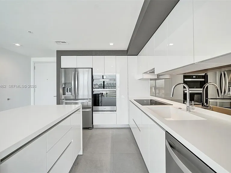 1170 E Hallandale Beach Blvd #1111 — Photo 11