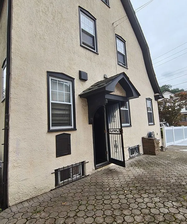 175-01 Murdock Ave #LL