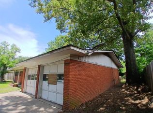 1716 S Robison Rd, Texarkana, TX 75501