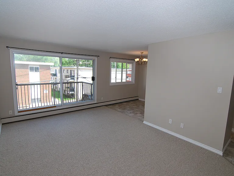 10235 114th St NW — Photo 13