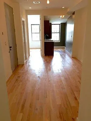 Rented by Loom Group | media 33