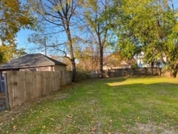 4th image of 94 Mary Day Ave
