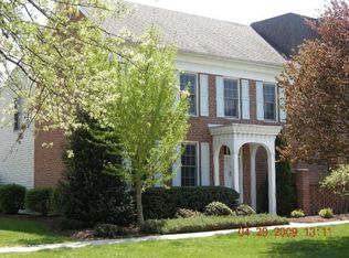 36 Devonshire Sq, Mechanicsburg, PA