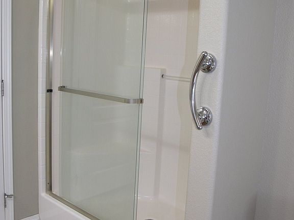 4th image of 300 SW 7th Ave Unit 120