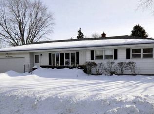 817 Frederick St, Sun Prairie, WI 53590