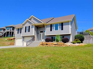 3432 Churchill St, Manhattan, KS 66503