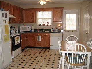 2nd image of 122 Wood Meadow Trl