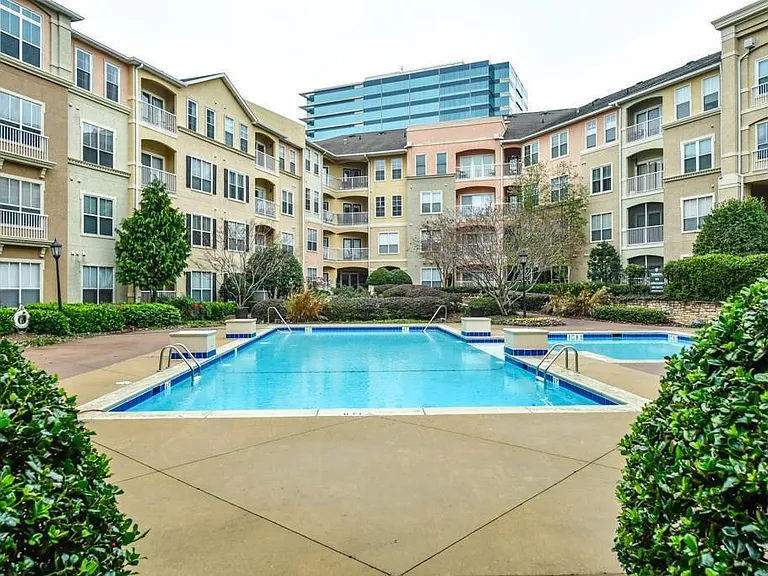 10 Perimeter Summit Blvd NE #4106 — Photo 1