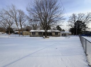 238 Pine Mountain Rd, Clarksville, TN 37042