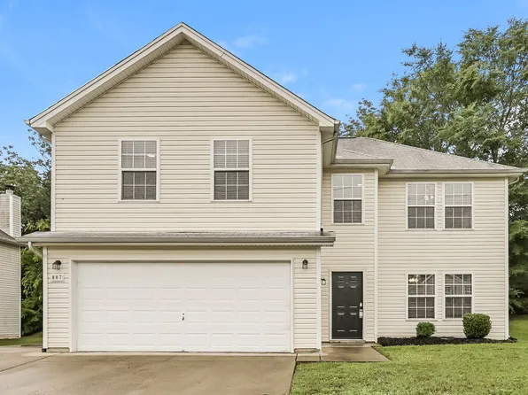 807 General Barksdale Dr, Smyrna, TN 37167