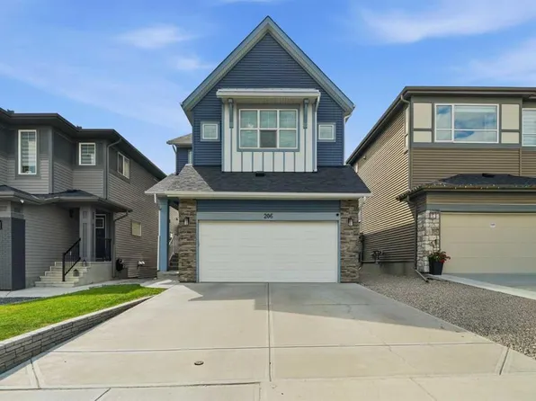 206 E Lucas Cres NW, Calgary, AB T3P 1M8