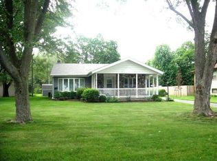 1010 Holland Dr, Rock Falls, IL 61071