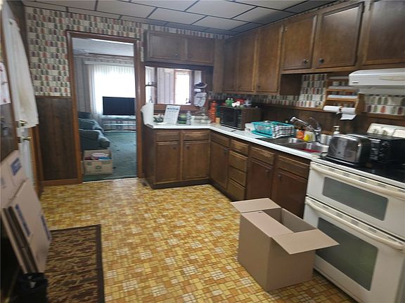 3rd image of 531 Baylor Rd