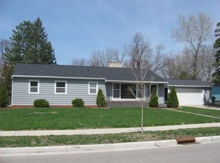 333 Maple Ave, Fond Du Lac, WI 54935