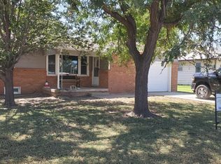 1316 Carpenter Dr, Liberal, KS 67901