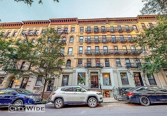 5th image of 230 E 89th St APT 1W