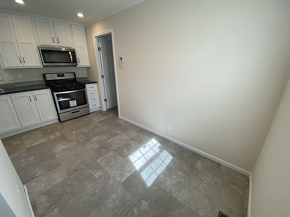 4th image of 41021 Old Michigan Ave #W011