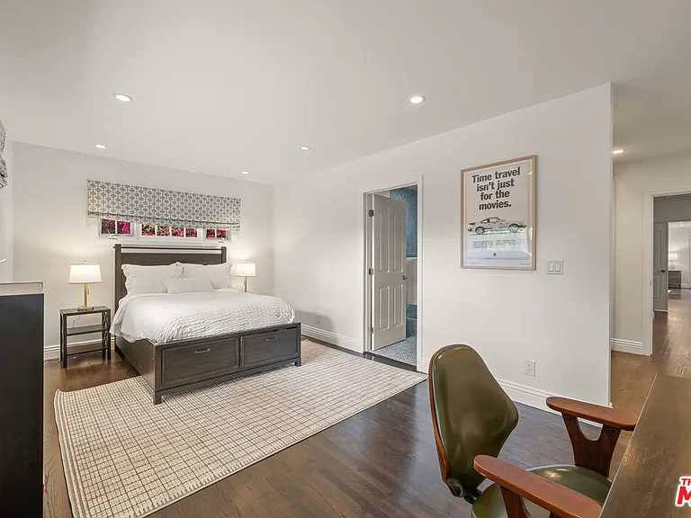 9023 Alto Cedro Dr — Photo 45