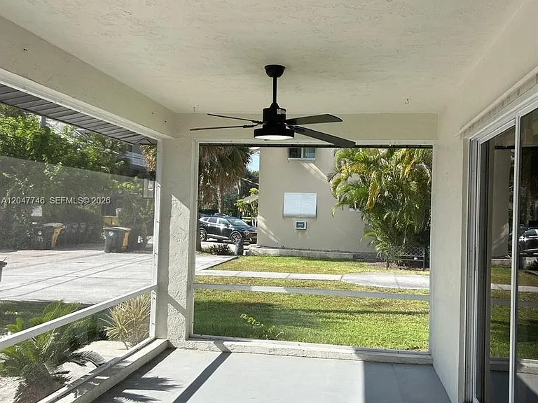 114 S Lakeside Dr #114 — Photo 14