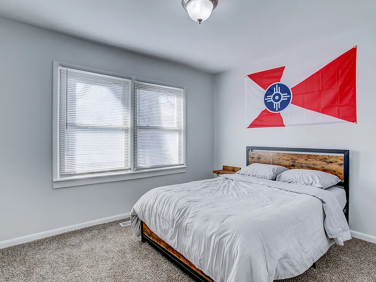 1734 S Lark Ln — Photo 21