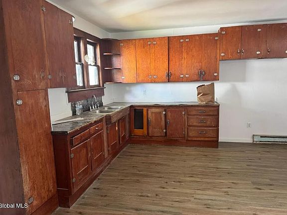 2nd image of 23 Grant Street