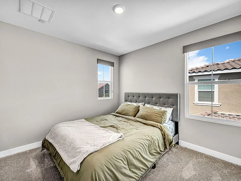 2394 Bellinzona Pl — Photo 36