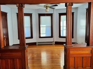 22 Auburn St, Clinton, MA 01510