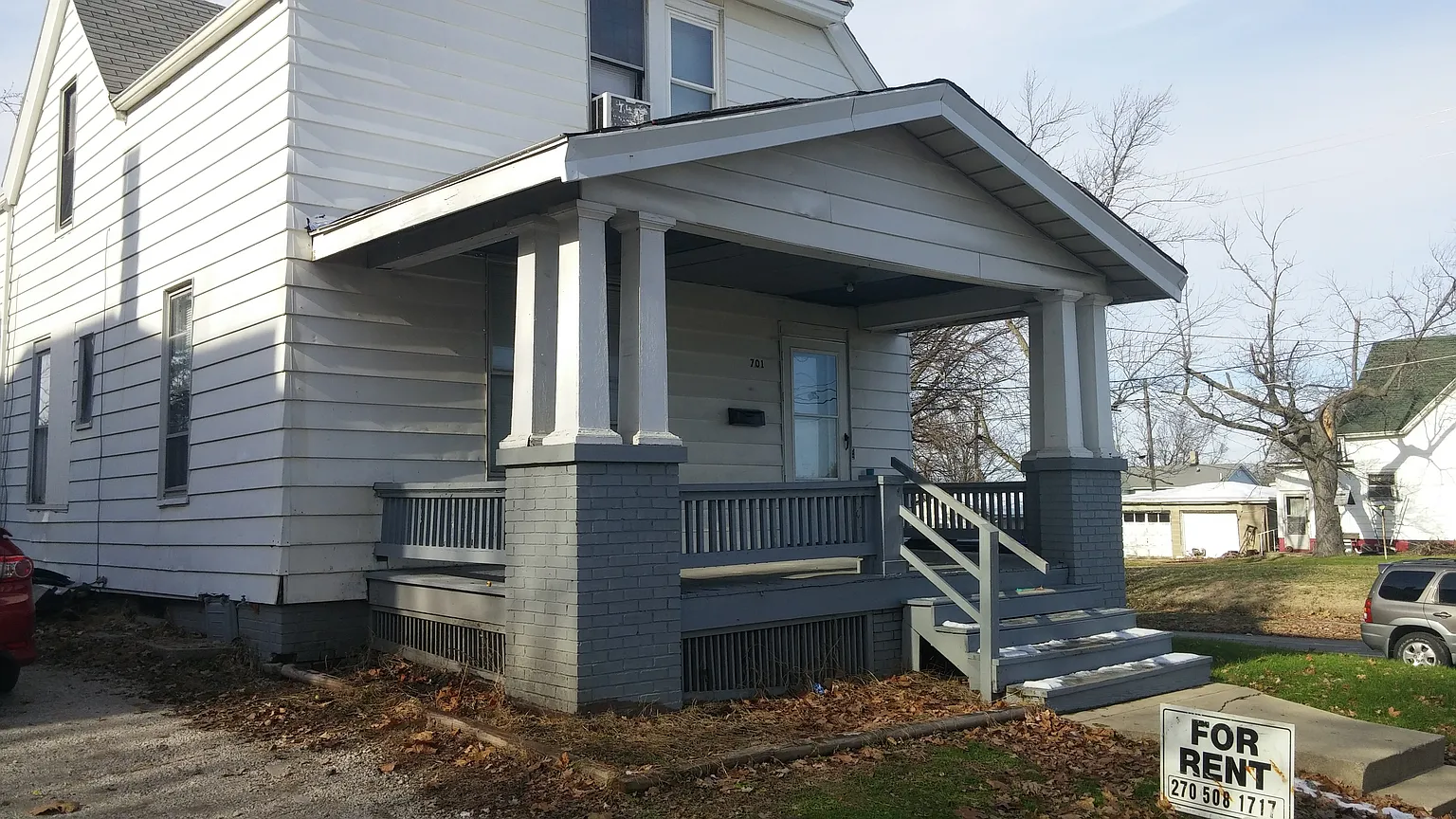 701 S Center St photo 1