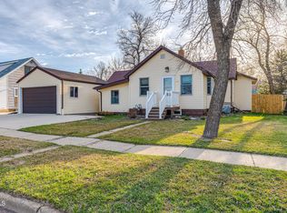 407 6th St N, New Salem, ND 58563