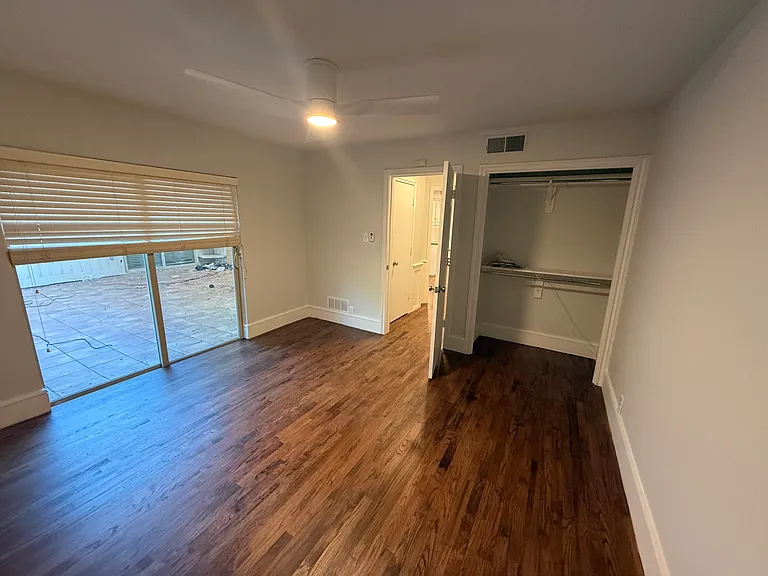 6911 Gateridge Dr — Photo 7