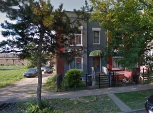 3341 W Walnut St, Chicago, IL 60624
