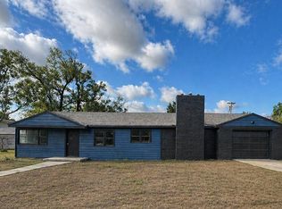 119 E Bowland Ave, Lincoln, KS 67455