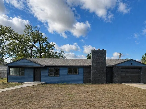119 E Bowland Ave, Lincoln, KS 67455