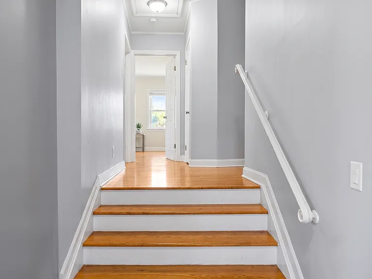 54 Jerome Ave — Photo 17
