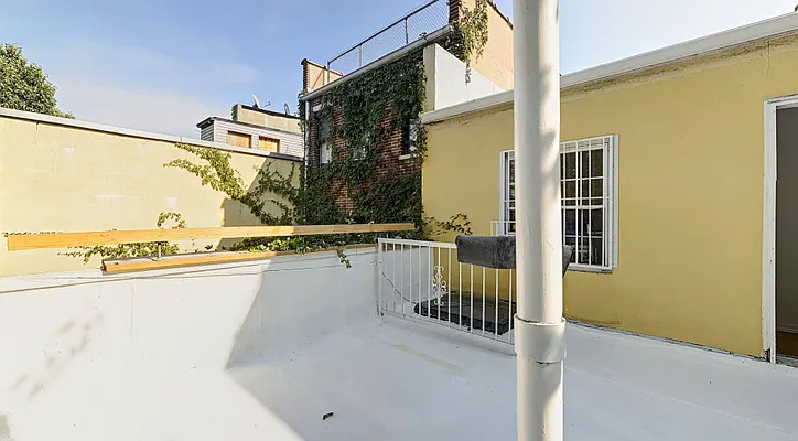 Rented by JB Mac Real Estate Inc. | media 7