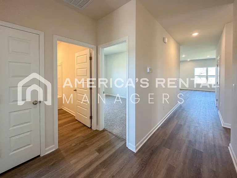 3368 Feldspar Dr SW — Photo 7