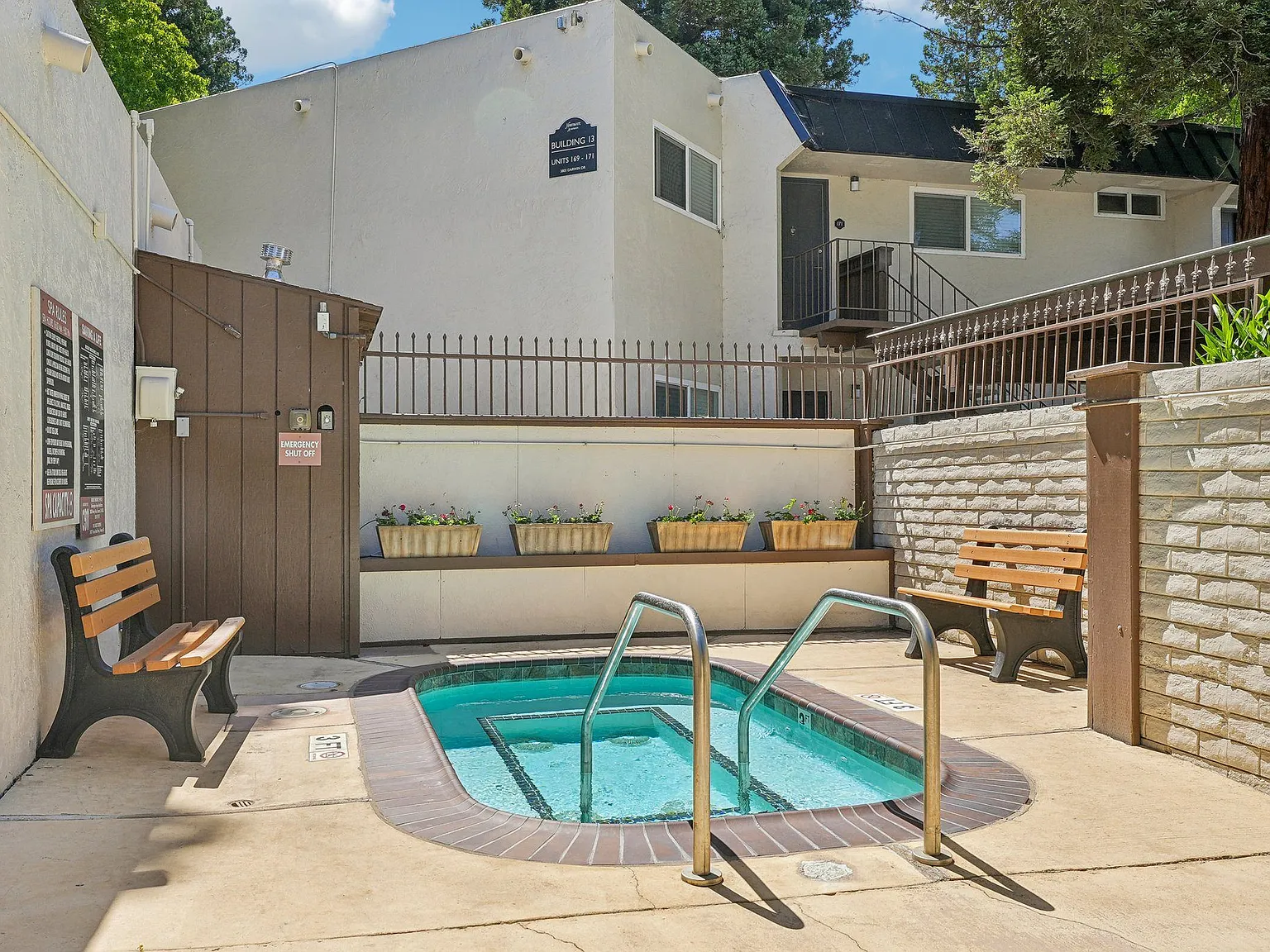 Northgate Apartments — Photo 4