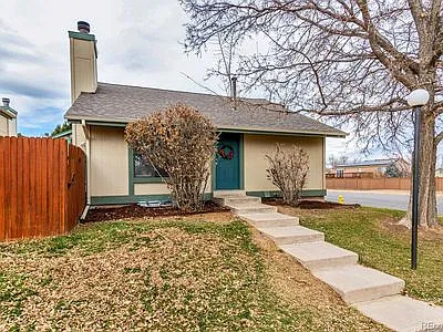 5 bed, 1523 sqft, $3,500 — Photo 2