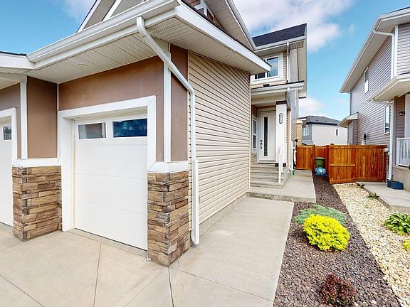 2nd image of 5813 Pelerin Cres