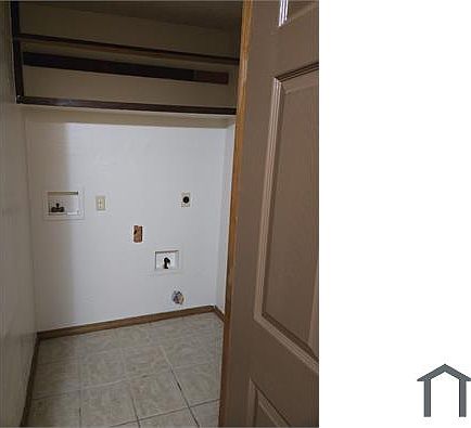 1st image of 2933 SW 51st St